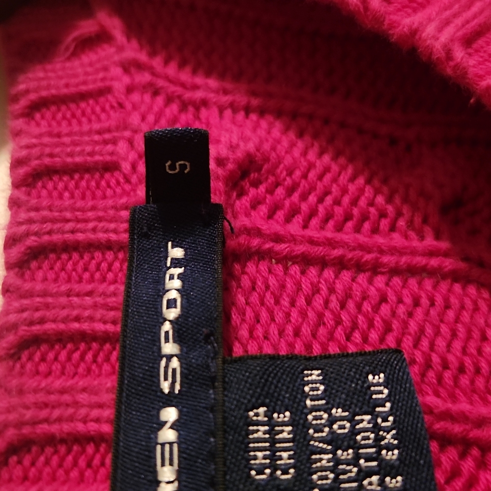 Sweater - Picture 4 of 4